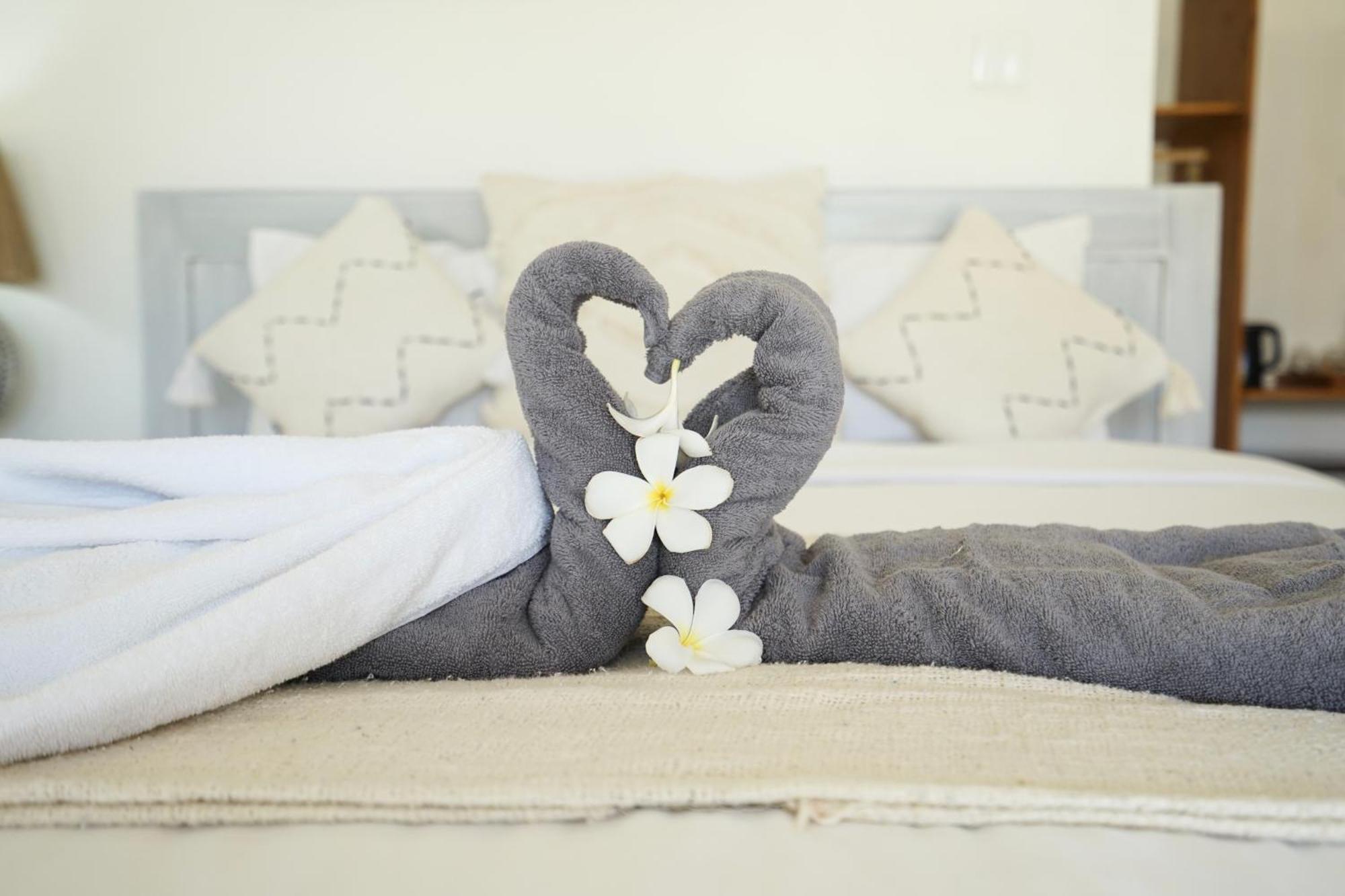 Sukacita Hill Hotel Uluwatu Kültér fotó