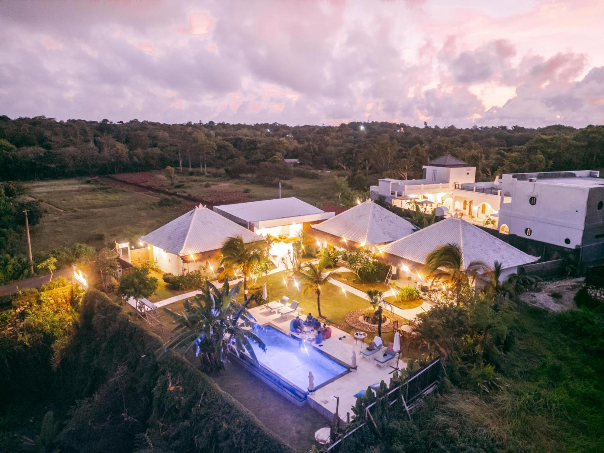 Sukacita Hill Hotel Uluwatu Kültér fotó