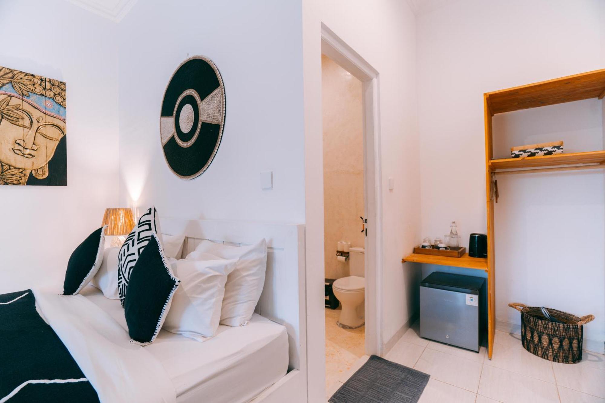 Sukacita Hill Hotel Uluwatu Kültér fotó