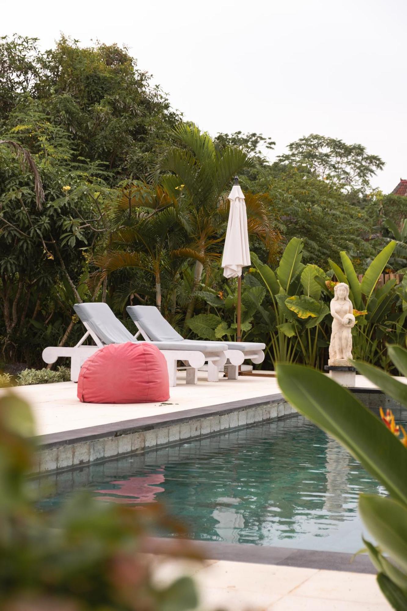 Sukacita Hill Hotel Uluwatu Kültér fotó
