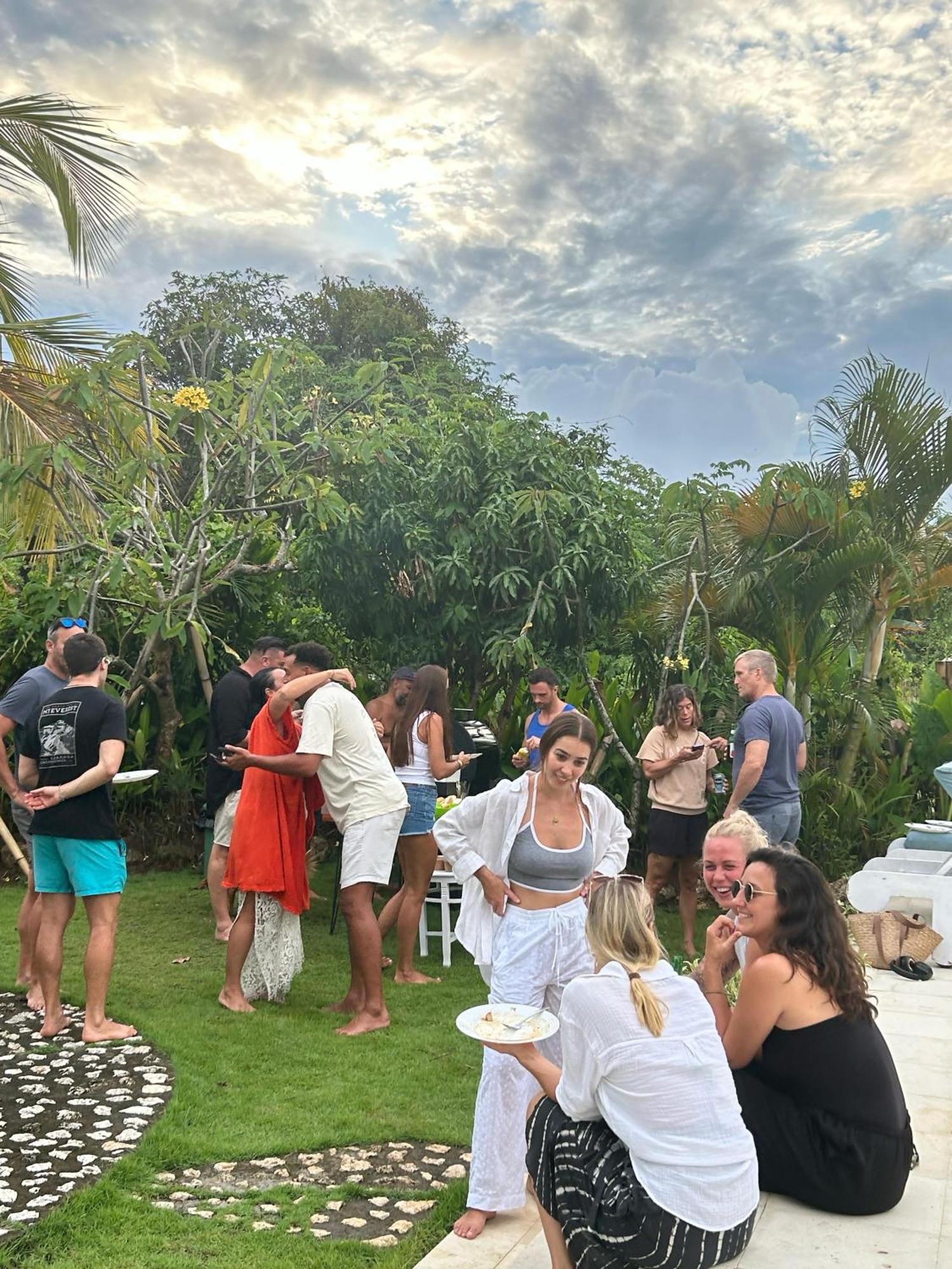 Sukacita Hill Hotel Uluwatu Kültér fotó